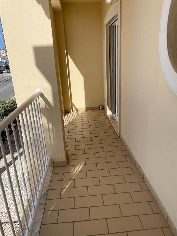 2 Bedrooms Apartment Vale Parra Praia Da Gale In A Privat Condominio Guia  Exteriör bild